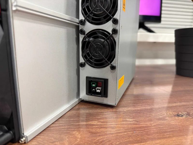 НАЯВНІСТЬ! NEW Asic Antminer S21+ 225 Th, Плата Amlogic, Асік, майнер — фото 5