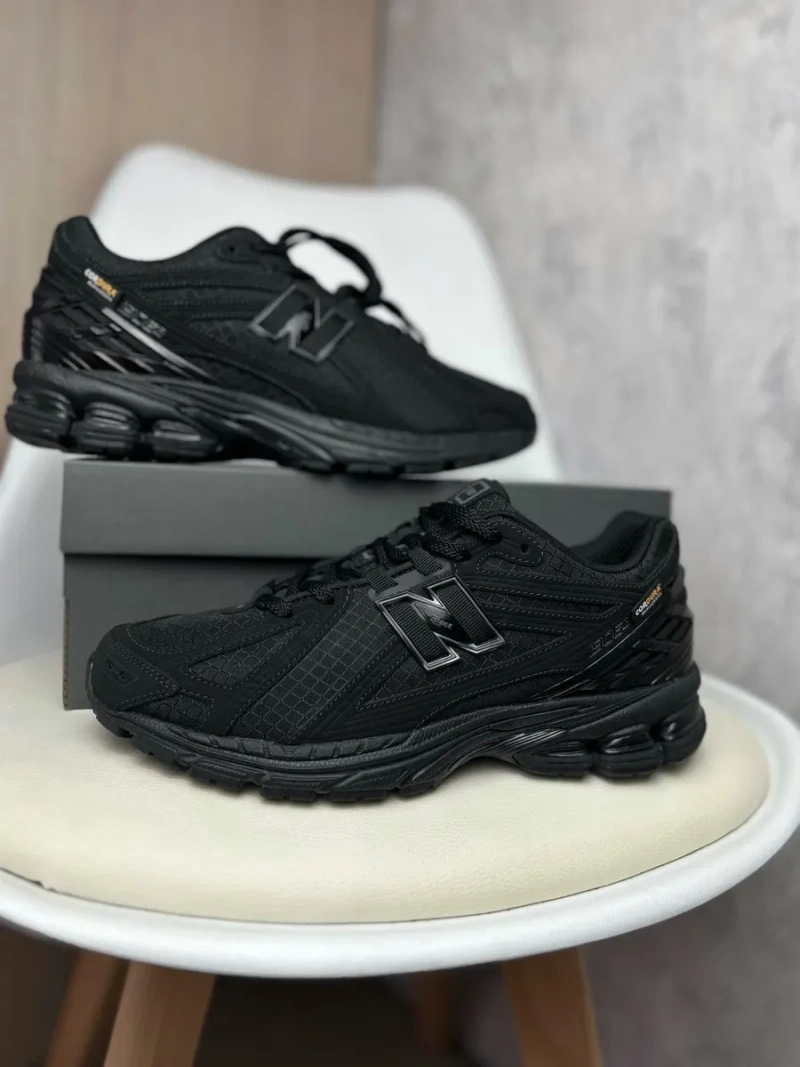 New Balance 1906R Corbura оригинал размер 43 46 gore tex