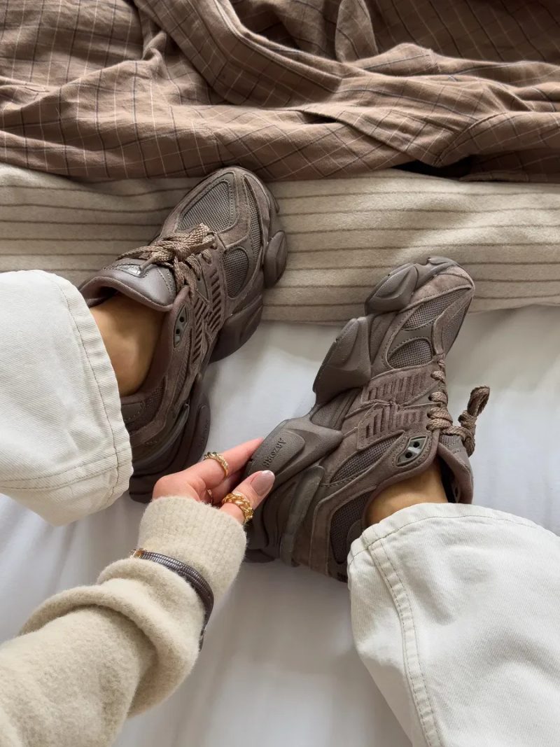 New Balance 9060 Chocolate Brown трендові кросівки ню беланс 9060 шоколадні — фото 4