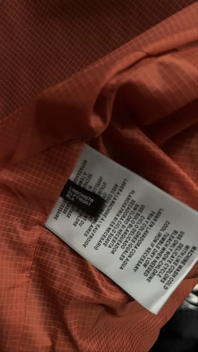 NEW ! Original ! Водовідштовхуючий  бомбер Levi’s — фото 8