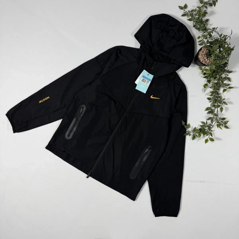 Нейлоновий костюм Nike Nocta S-XXL костюм найк нокта nike dri fit осінній костюм літній костюм балоновий штани та вітровка зіпка — фото 2