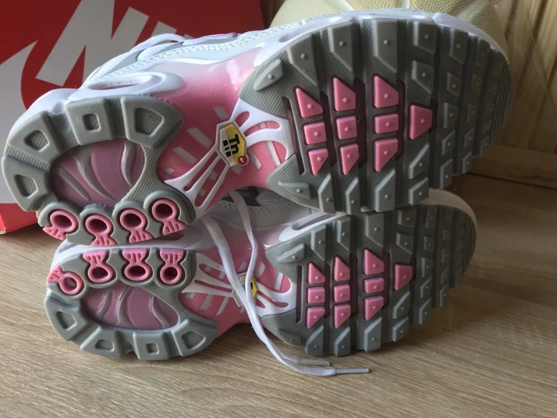 Nike Air Max Plus TN  Premium біло-рожеві, бело-розовые 37-40 в наявності — фото 5