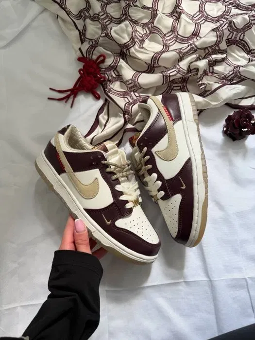 Nike Dunk Low LX White Maroon жіночі кросівки найк данк бордові — фото 3