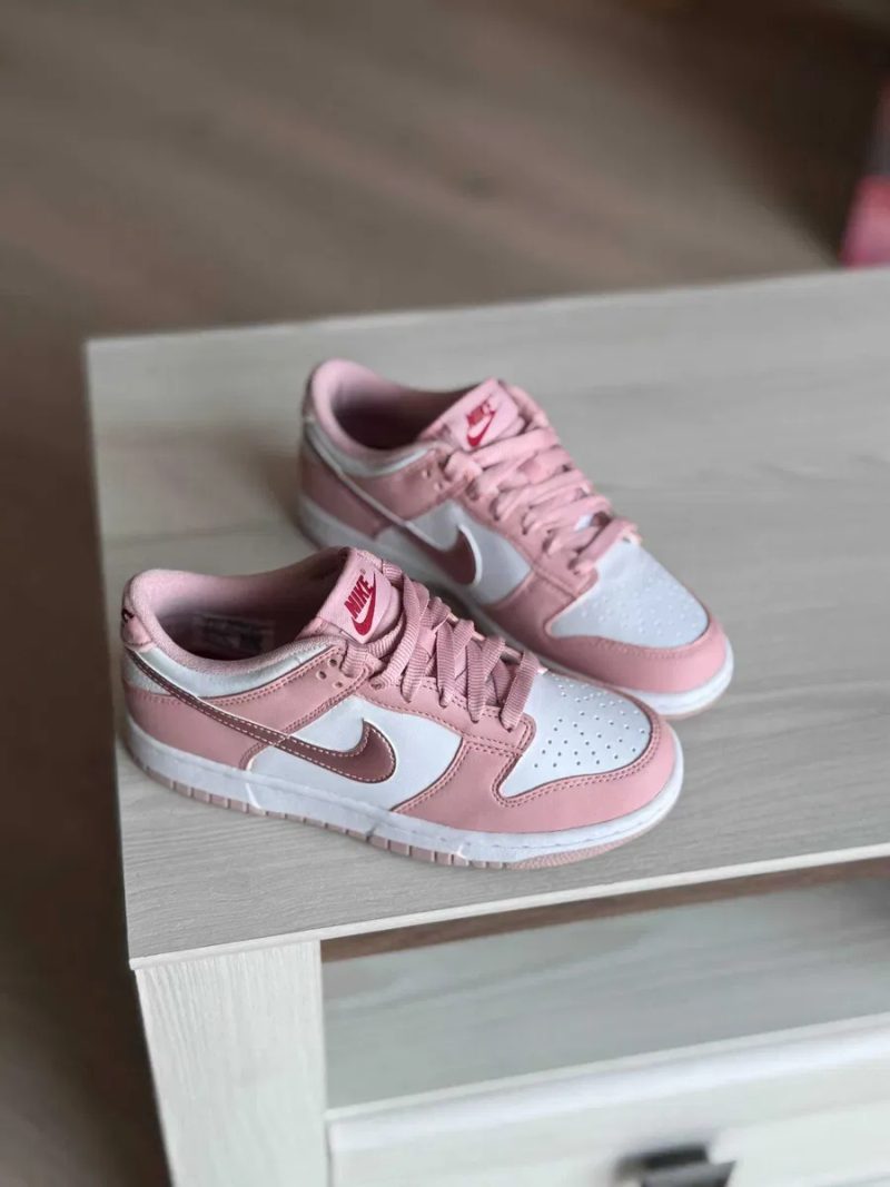 Nike Dunk Low Pink Velvet. Жіночі кросівки. Оригінал. Демісезон — фото 2