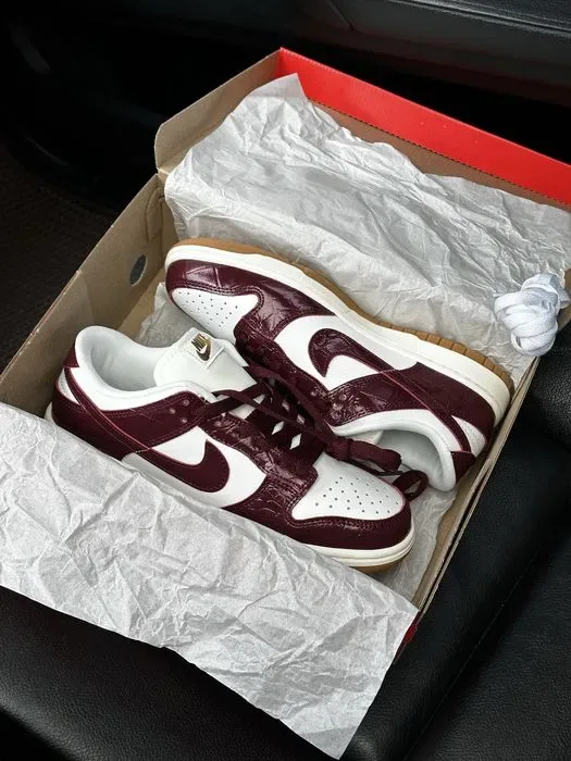 Nike SB Dunk Low Burgundy Croc жіночі кросівки найк сб данк бордові — фото 5