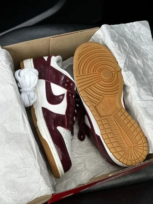 Nike SB Dunk Low Burgundy Croc жіночі кросівки найк сб данк бордові — фото 6
