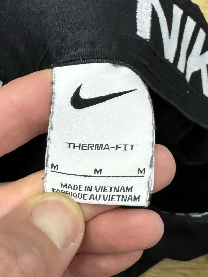 Nike Therma-fit штаны M-L размер спортивные на флисе на манжетах черные — фото 2