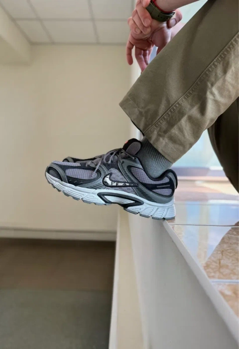 Nike V5 RNR SE IM6769-068 Оригінал Нові 42/45