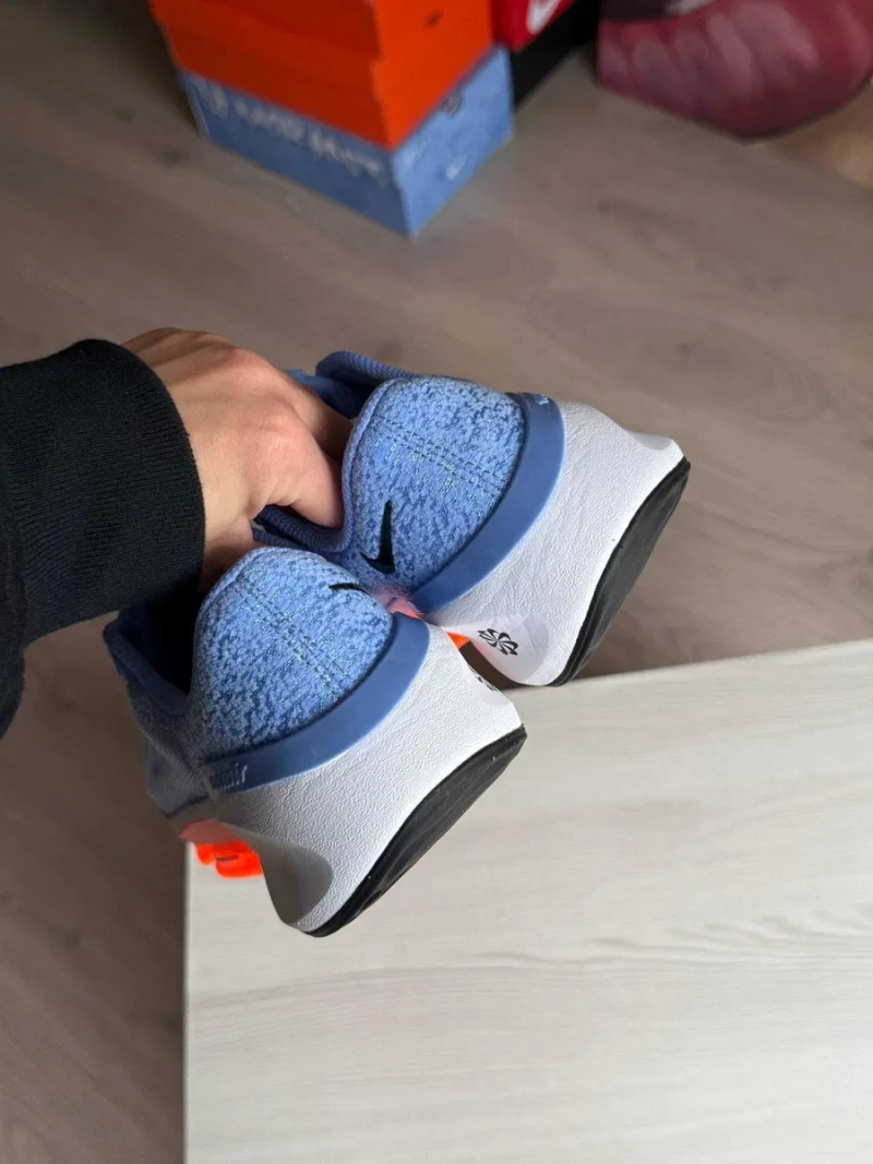 Nike Versair. Оригінальні кросівки. Оригінал. Бігові жіночі кросівки — фото 4