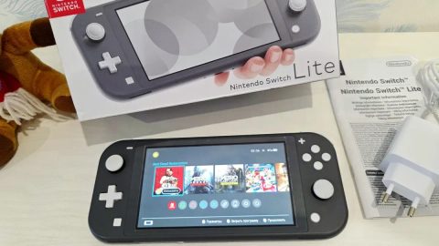 Nintendo Switch Lite 128гиг 13игр!