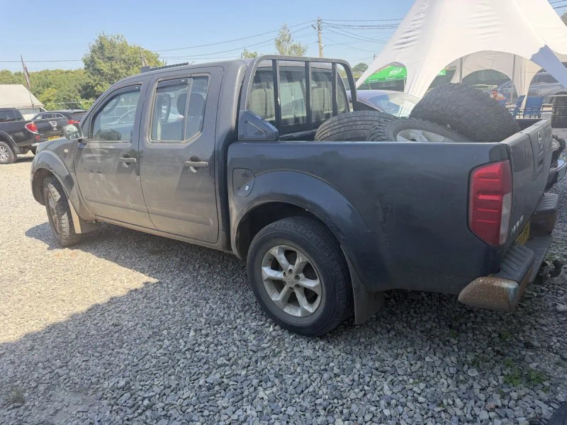 Nissan Navara 2.5 diesel — фото 6