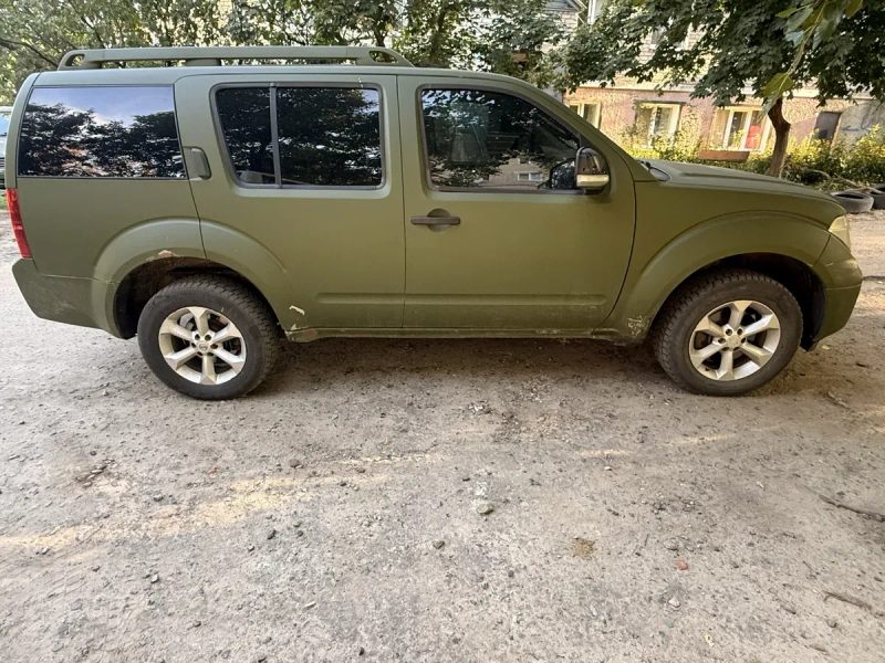 Nissan Pathfinder 4x4. 2.5 TDI — фото 3