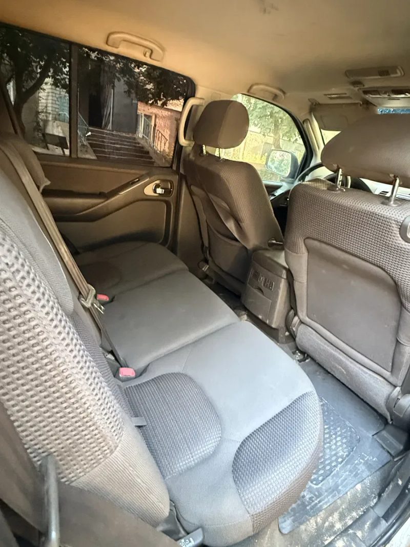 Nissan Pathfinder 4x4. 2.5 TDI — фото 6