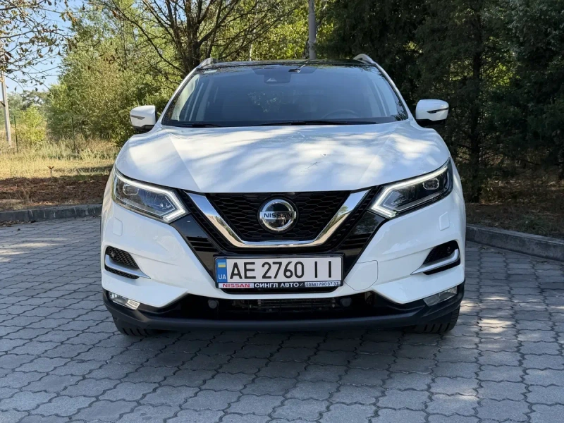 Nissan Qaskai 2.0 AT 4WD Tekna + — фото 2