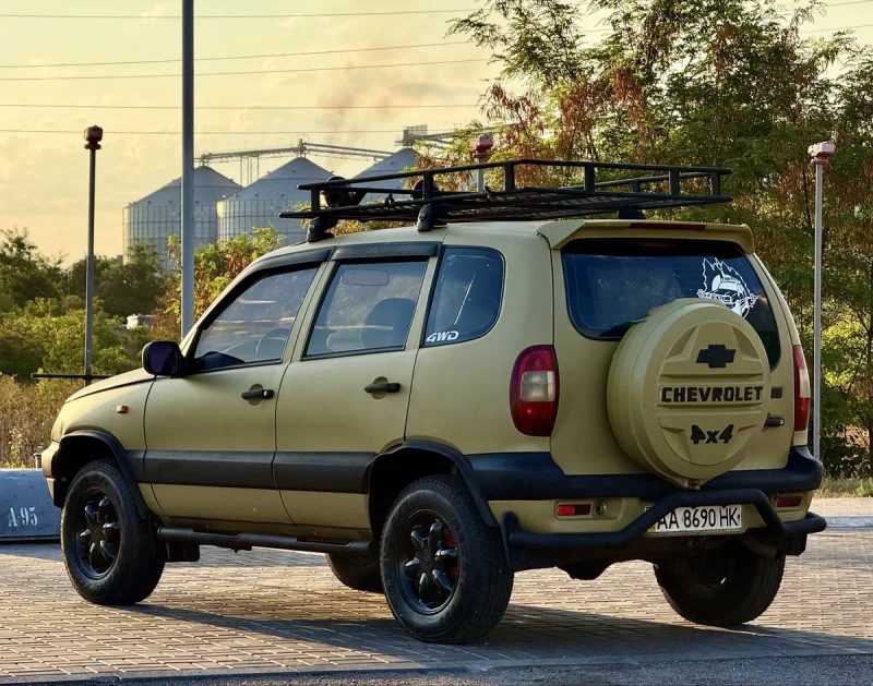 Niva Chevrolet 4X4 Один Власник З Салону!  Газ/Бензин Виглядає Дуже Круто!!! Робилось ДЛЯ СЕБЕ!!! — фото 4