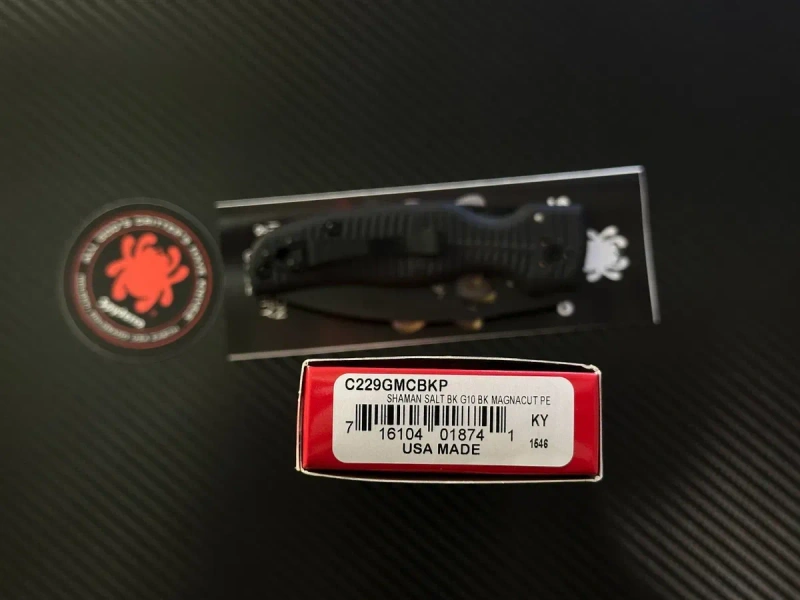 Ніж Spyderco Shaman MagnaCut DLC + Flytanium — фото 6