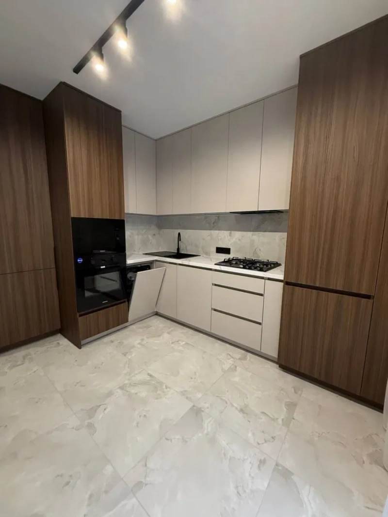 Нова квартира з дизайнерським ремонтом. Газ. Балкон. ТОП пропозиція. — фото 2
