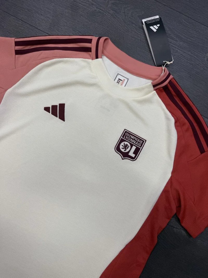 Нова ! Оригінальна футбольна футболка Adidas Olympique Lyonnais 24/25 — фото 2