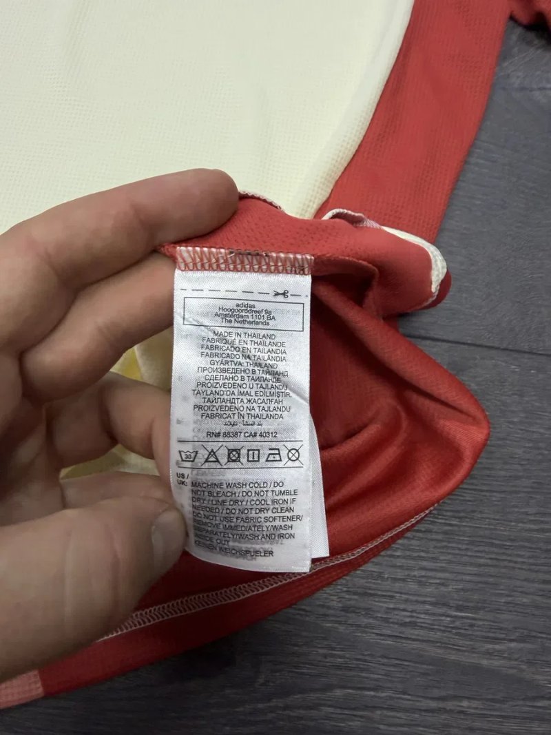 Нова ! Оригінальна футбольна футболка Adidas Olympique Lyonnais 24/25 — фото 6