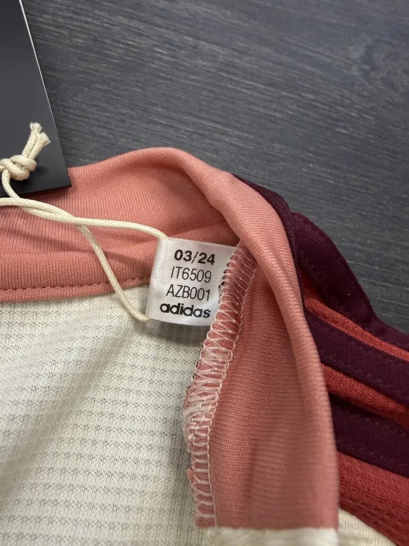 Нова ! Оригінальна футбольна футболка Adidas Olympique Lyonnais 24/25 — фото 7