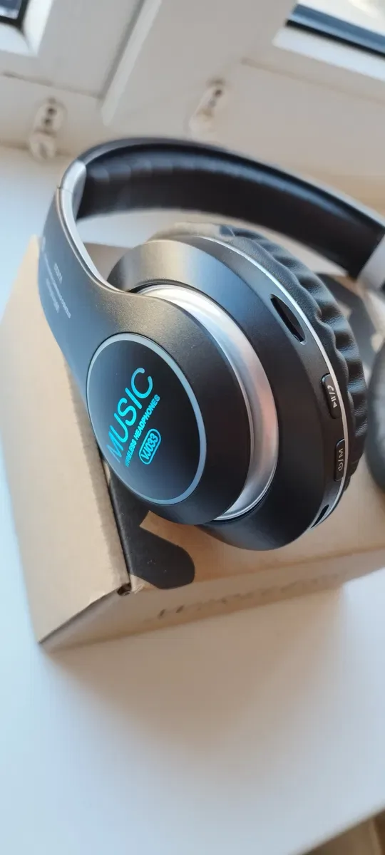 Нові Беспровідні  Навушники Bluetooth з Підсвіткою (Різні Варіанти) — фото 4