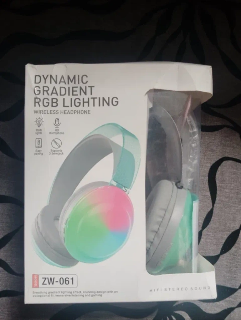 Нові бездротові навушники ZW-061 з RGB підсвіткою (Bluetooth)Опис:
