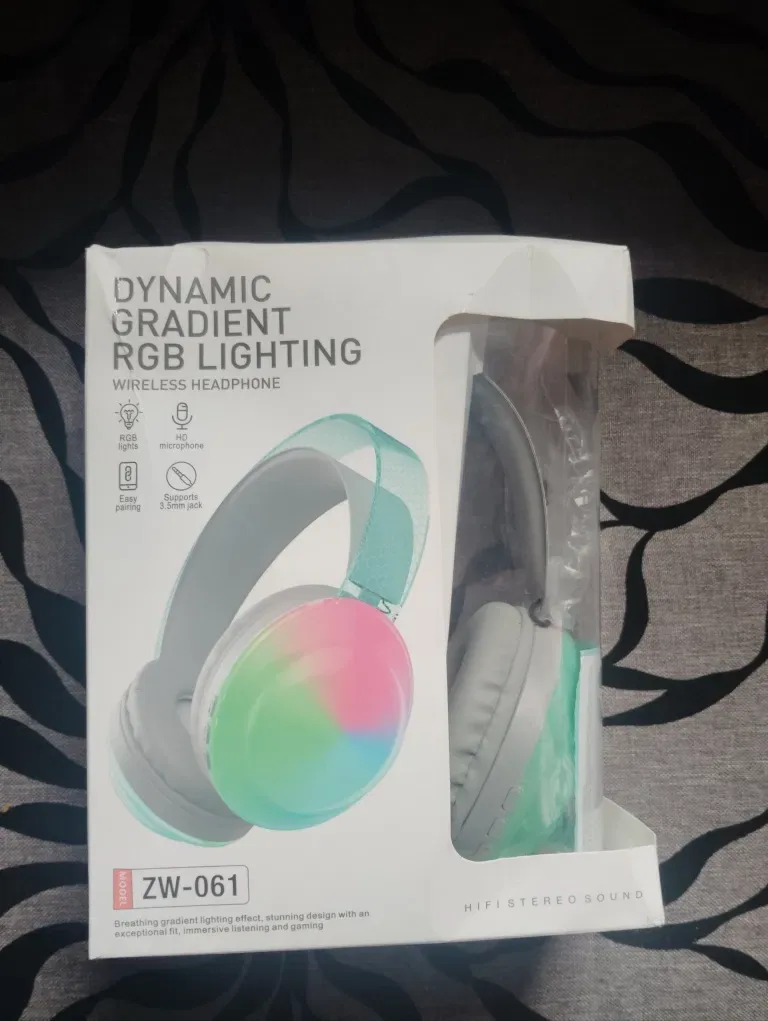 Нові бездротові навушники ZW-061 з RGB підсвіткою (Bluetooth)Опис: — фото 2