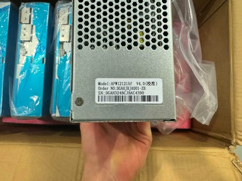 Нові Блоки живлення BITMAIN APW12 12-15v (f) для S19k Pro, S19j Pro — фото 2