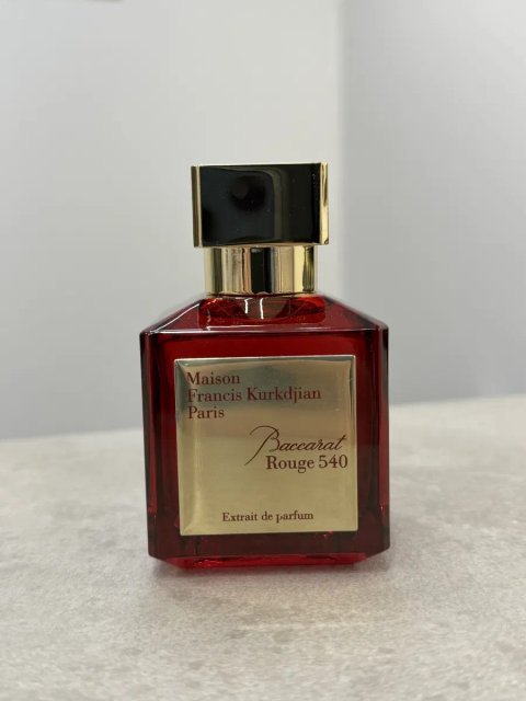 Нові Оригінальні духи парфуми Maison Francis Kurkdjian Baccarat Rouge 540 Extrait