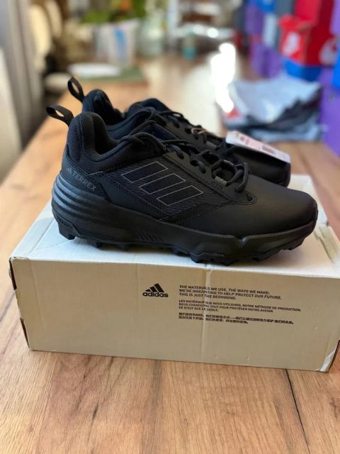 Новые ОРИГИНАЛ оригінал кроссовки кросівки Adidas адидас Terrex Unity Leather