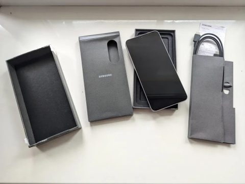 НОВЫЙ! Samsung Galaxy S25 FE 5G. 8/256гб. 0 циклов! Global