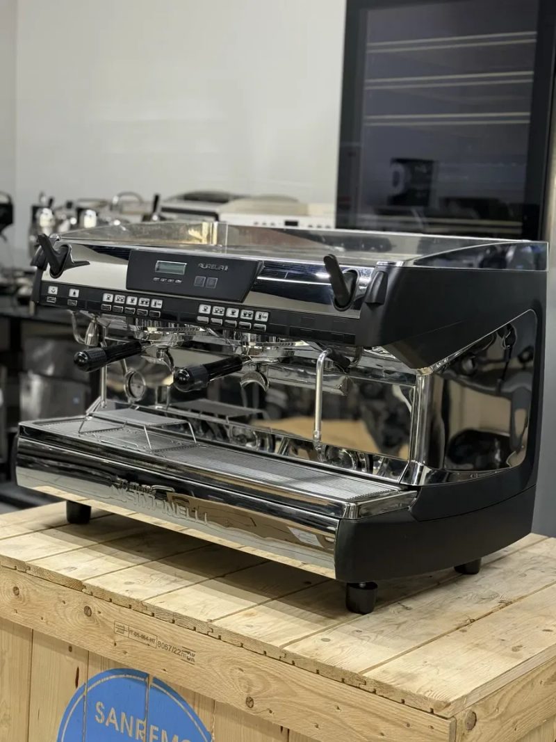 Nuova Simonelli Aurelia II - Професійна мультибойлерна кавомашина — фото 8