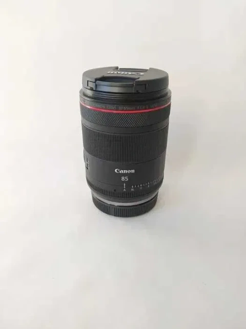Об'єктив Canon RF 85mm f/1.4L VCM