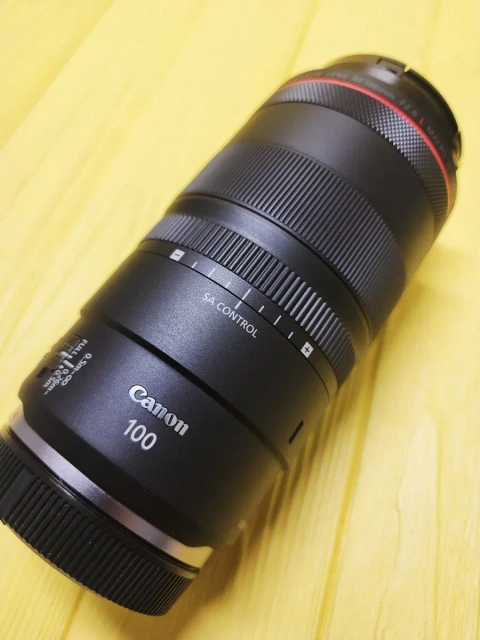 Объектив Canon RF 100mm f/2.8L Macro IS USM