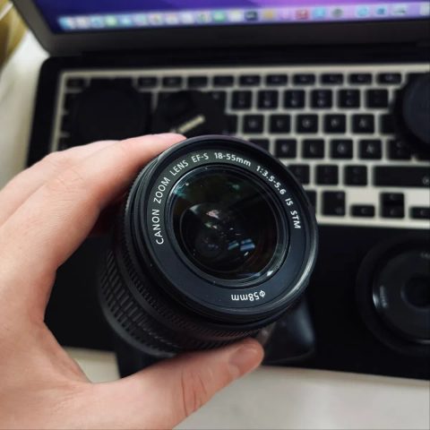 Обьектив линза Canon 18-55mm stm