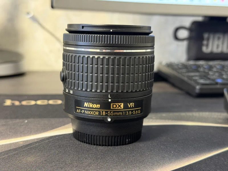 Объектив Nikon DX VR AF-P Nikkor 18-55mm 1:3.5-5.6 G • Идеальное состояние • Бленда в подарок — фото 2