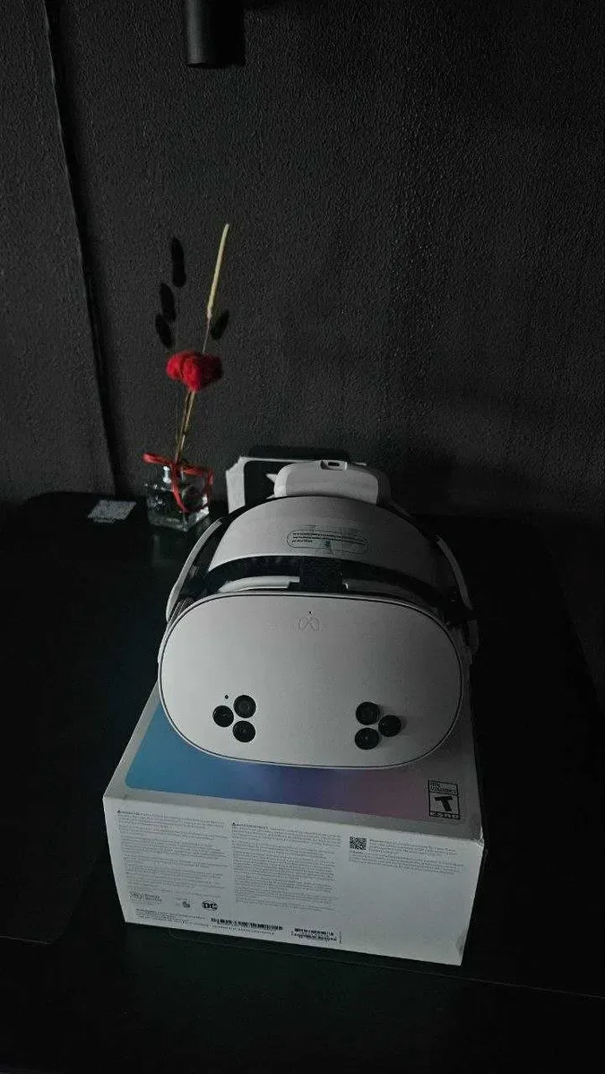Окуляри віртуальної реальності Meta Quest 3s 256 gb [останні] + кріплення bobovr m3 + набір захисту — фото 3