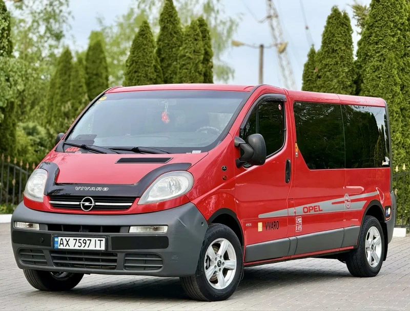 Opel Vivaro Стан Ексклюзивний!!! Оригінальний Пасажир 8+1 Один Власник! Гаражне Зберігання!!! — фото 2