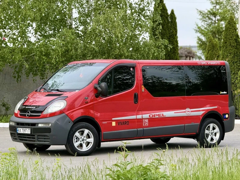 Opel Vivaro Стан Ексклюзивний!!! Оригінальний Пасажир 8+1 Один Власник! Гаражне Зберігання!!! — фото 4