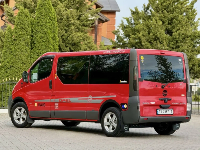 Opel Vivaro Стан Ексклюзивний!!! Оригінальний Пасажир 8+1 Один Власник! Гаражне Зберігання!!! — фото 6