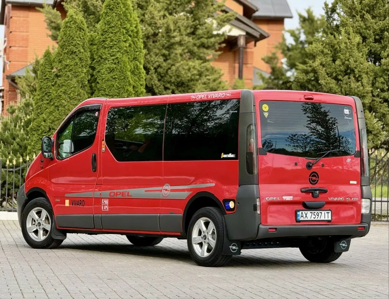 Opel Vivaro Стан Ексклюзивний!!! Оригінальний Пасажир 8+1 Один Власник! Гаражне Зберігання!!! — фото 7