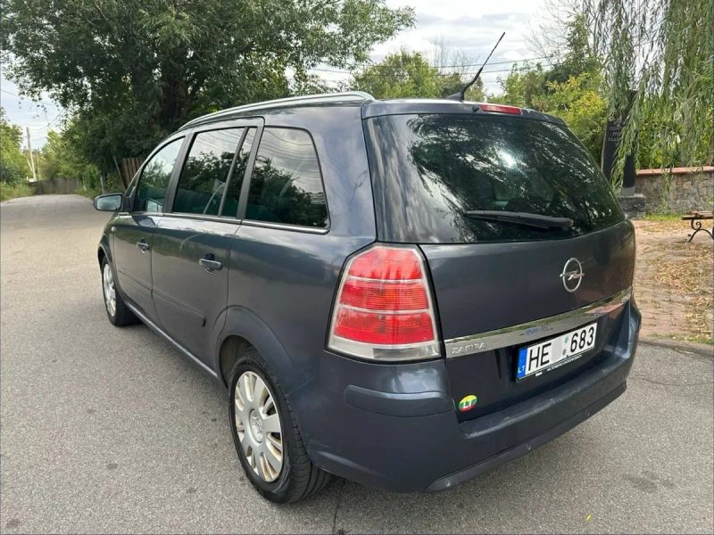Opel Zafira 1.9 дизель 2008 рік — фото 6