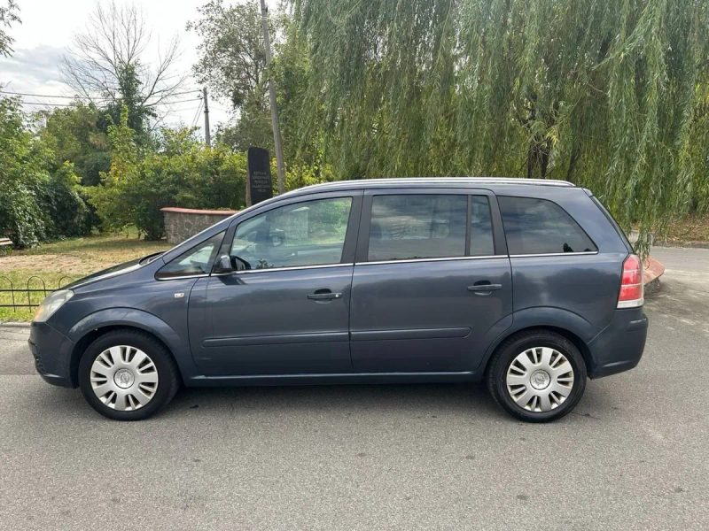 Opel Zafira 1.9 дизель 2008 рік — фото 8