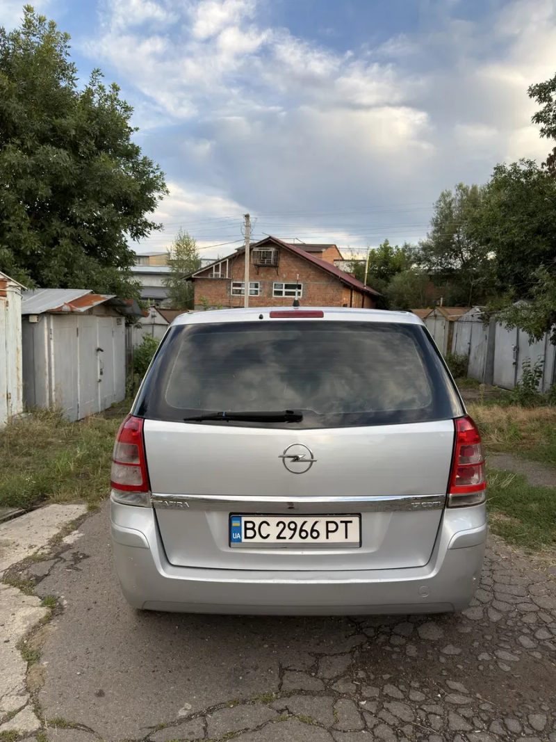Opel Zafira 2010 рік 1.7 дизель — фото 8