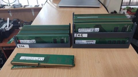 Оперативная память для ПК DDR4 8Gb 4Gb