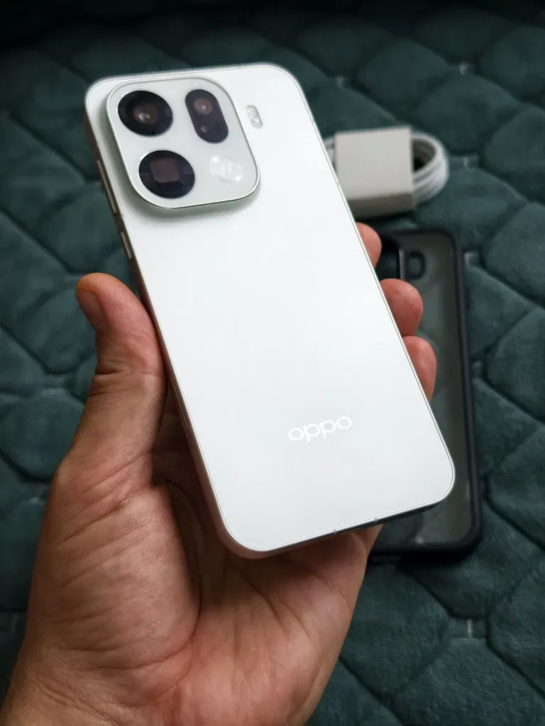 Oppo Find X9 Pro • 16/512GB • 7500mAh • Стан нового — фото 2