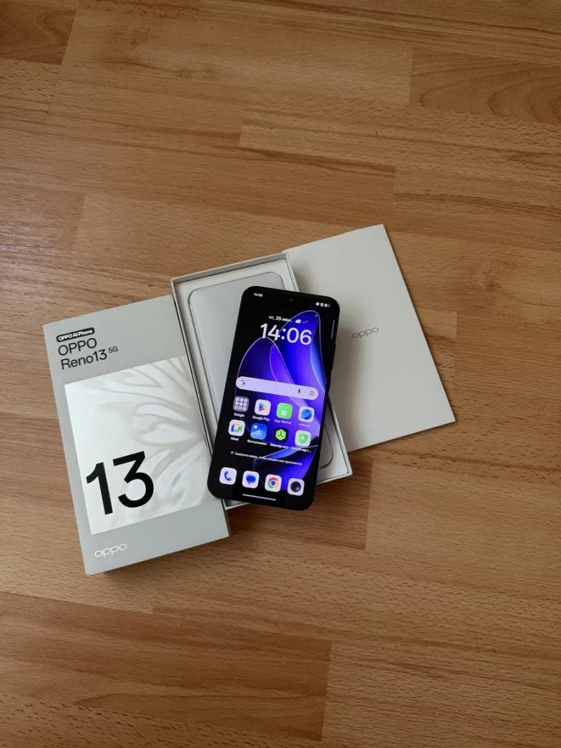 Oppo Reno 13 5G 12/256 Luminous Blue — фото 4
