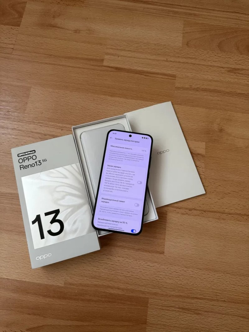 Oppo Reno 13 5G 12/256 Luminous Blue — фото 6