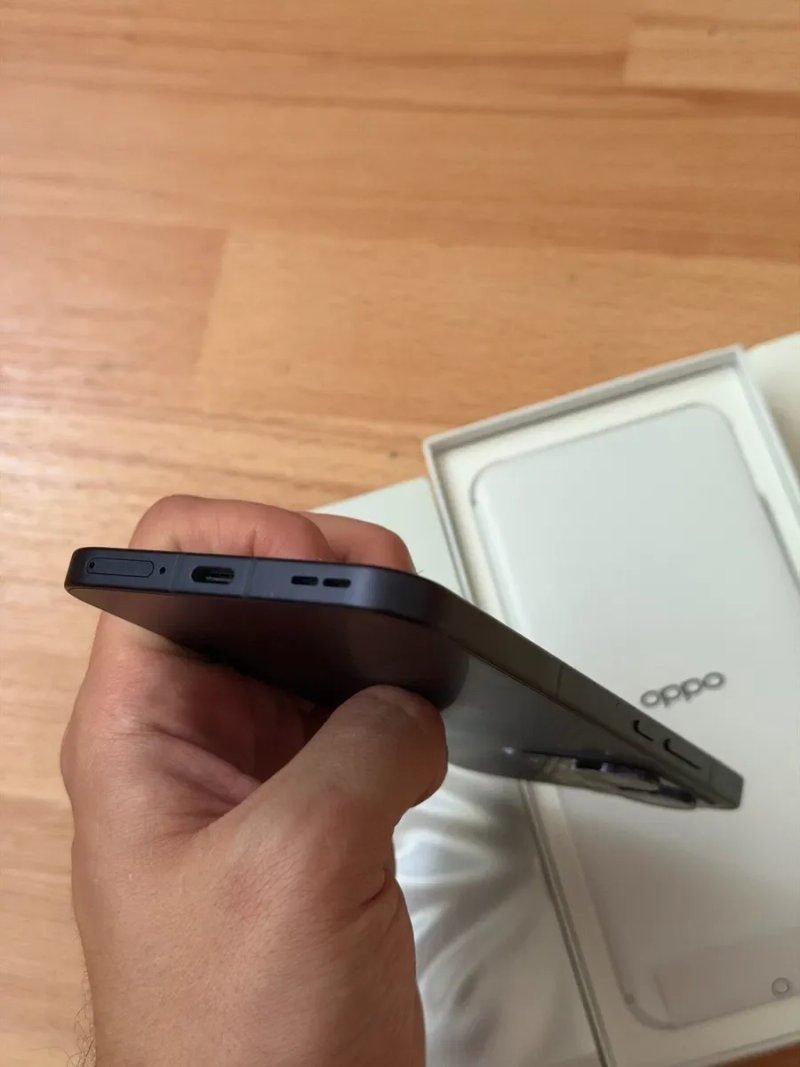Oppo Reno 13 5G 12/256 Luminous Blue — фото 8