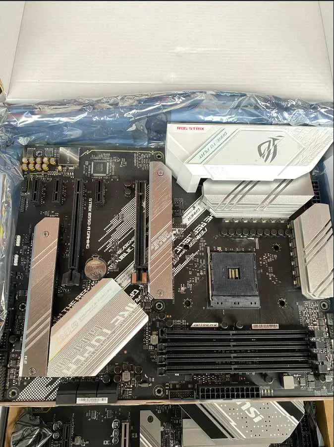 ОПТ / Материнські плати з Європи / MSI, ASUS ROG / Коробка K26875-893/ до ремонту — фото 5